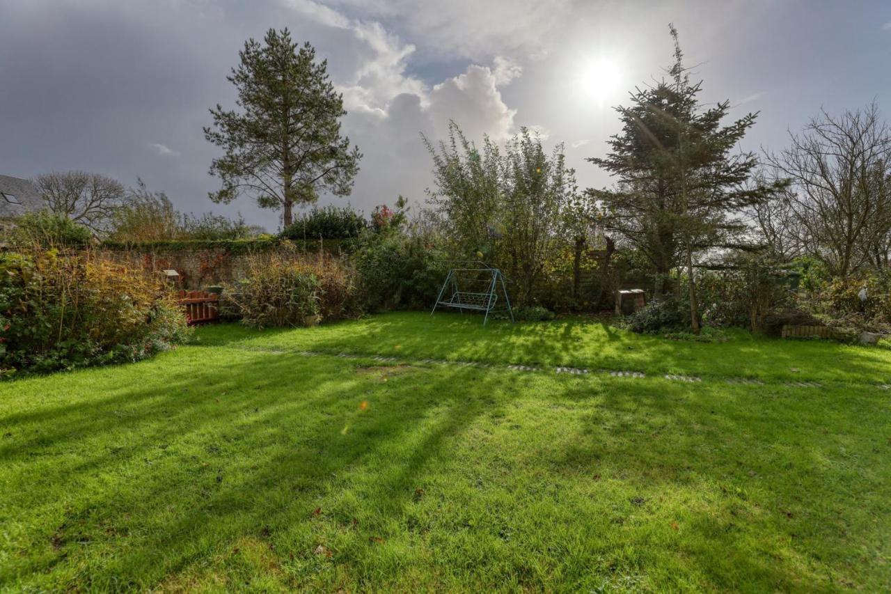 Maison Spacieuse Avec Jardin Pres De Le Bouffay Commes ภายนอก รูปภาพ